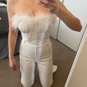 Boohoo white bustier feather top